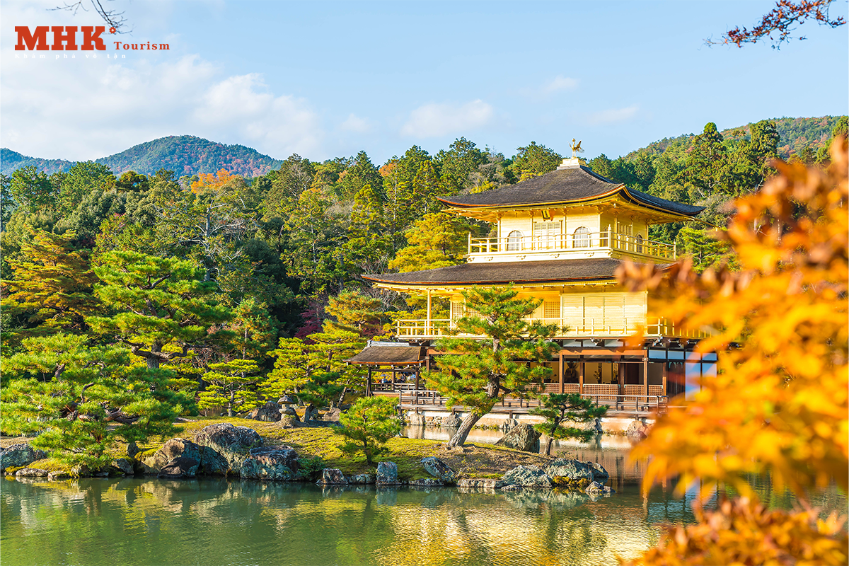 Chùa vàng nổi tiếng tại Kyoto
